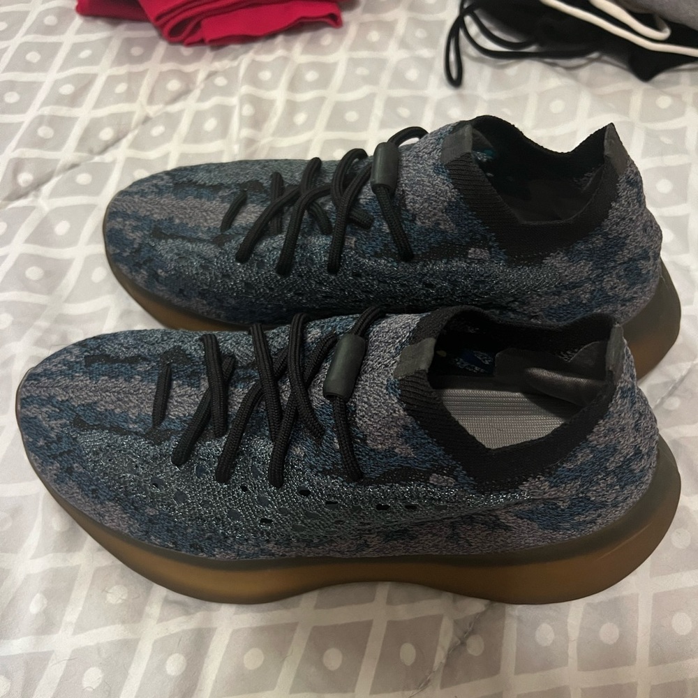 Yeezy shoes